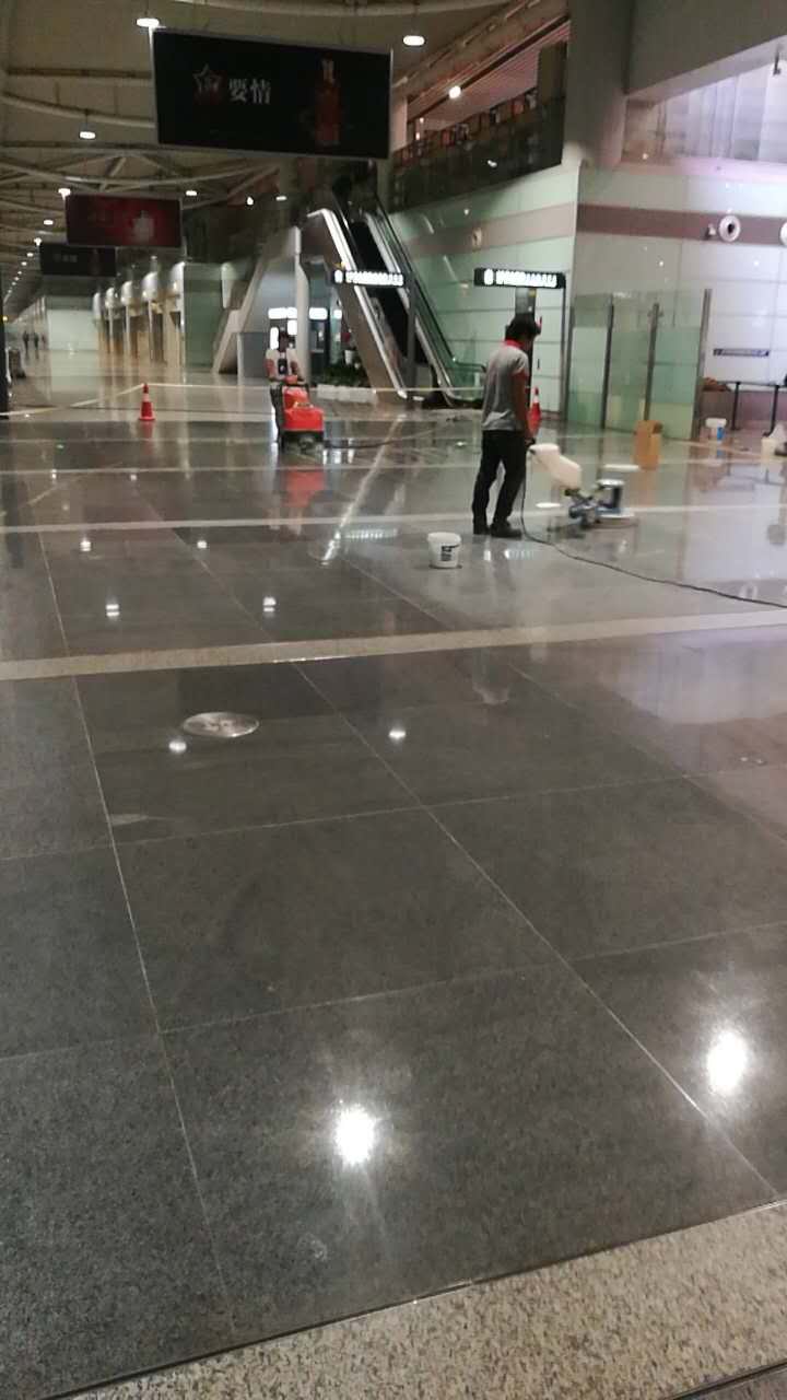 長沙美天清潔材料有限公司,湖南綜合性清潔,長沙大型開荒保潔,外墻清洗,石材翻新護(hù)理,地坪固化
